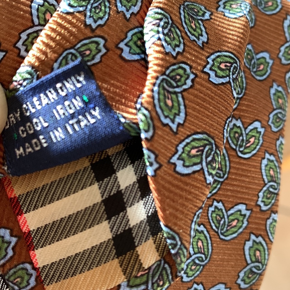 BURBERRYS VNTG TIE - Picture 5 of 5